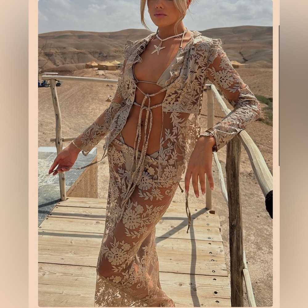 Jadeellacloset PHOENIX EMBROIDERED SET - GOLD